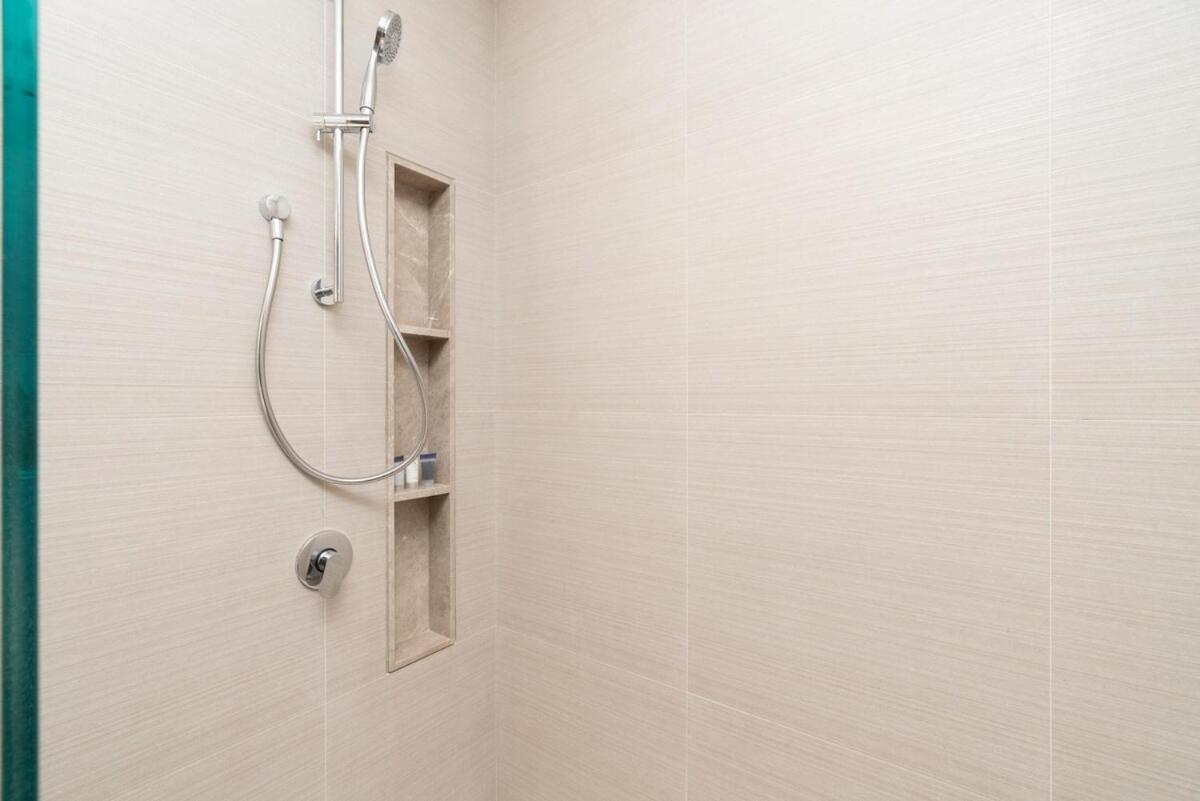 Grande, Luxurious 2 Bedroom Burj Khalifa & Fountain View Apartment