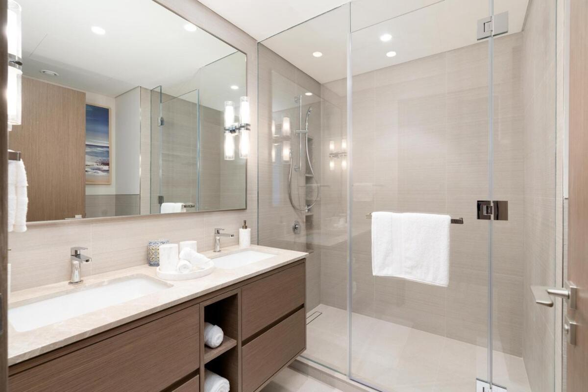 Grande, Luxurious 2 Bedroom Burj Khalifa & Fountain View Dubai