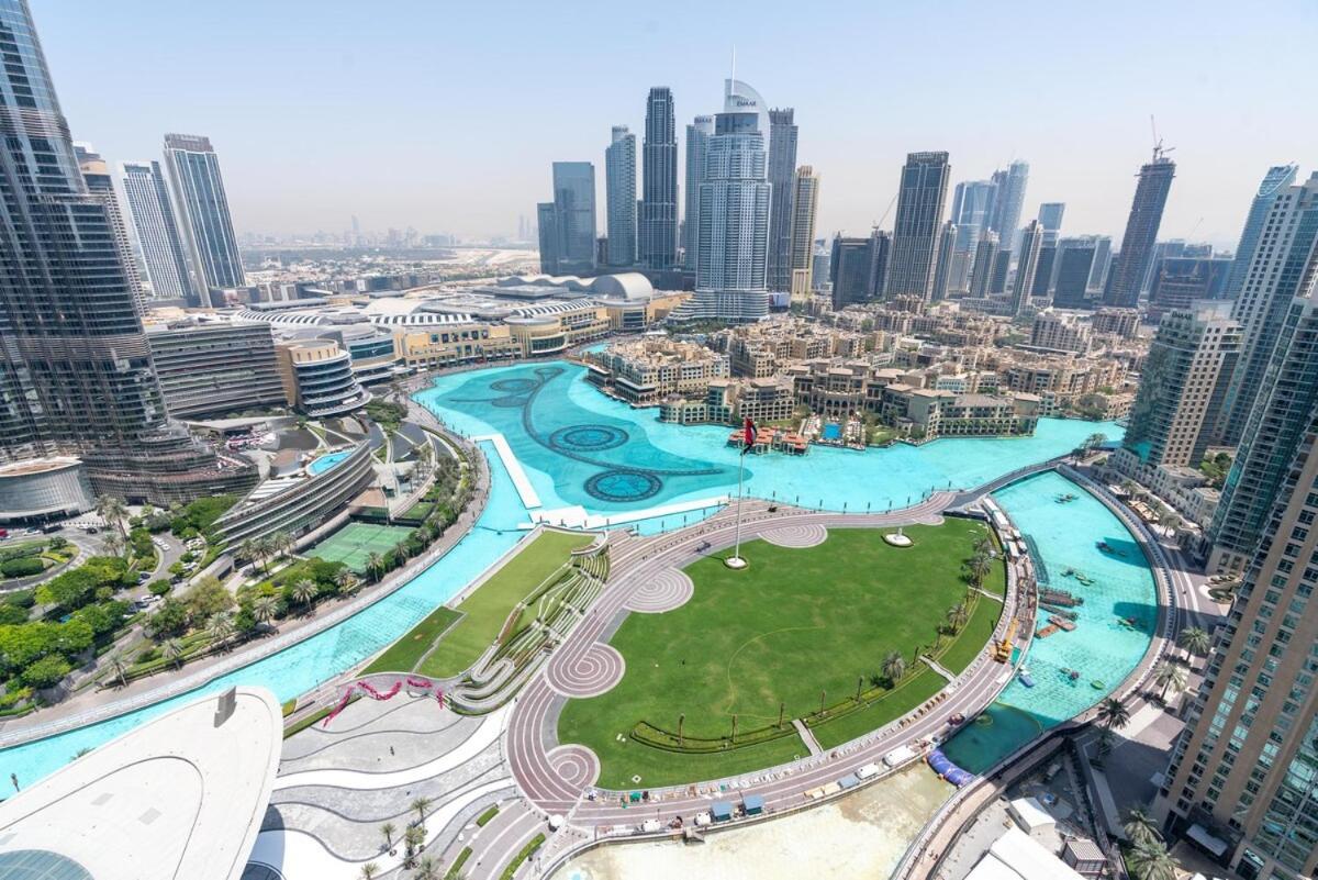 Grande, Luxurious 2 Bedroom Burj Khalifa & Fountain View Apartment Dubai